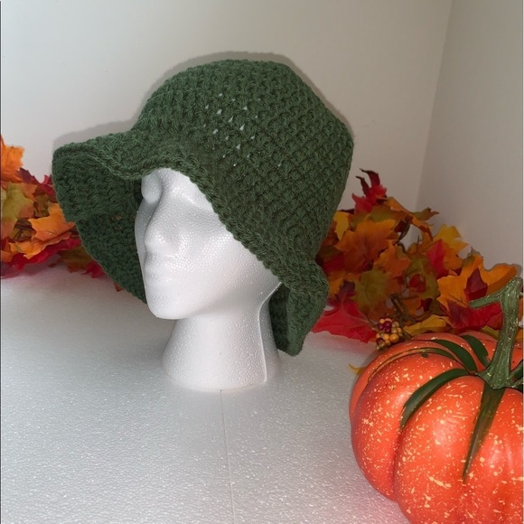 Accessories - 𝅺GREEN Crocheted Bucket Hat